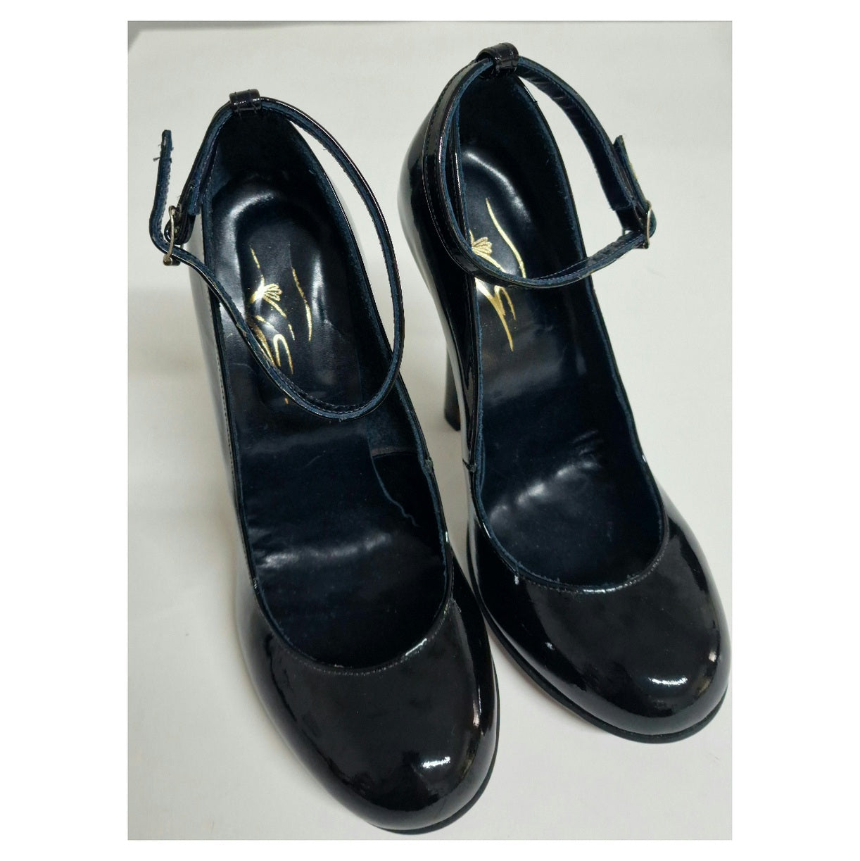 "Bettie". Sample. Patent leather. UK 8.