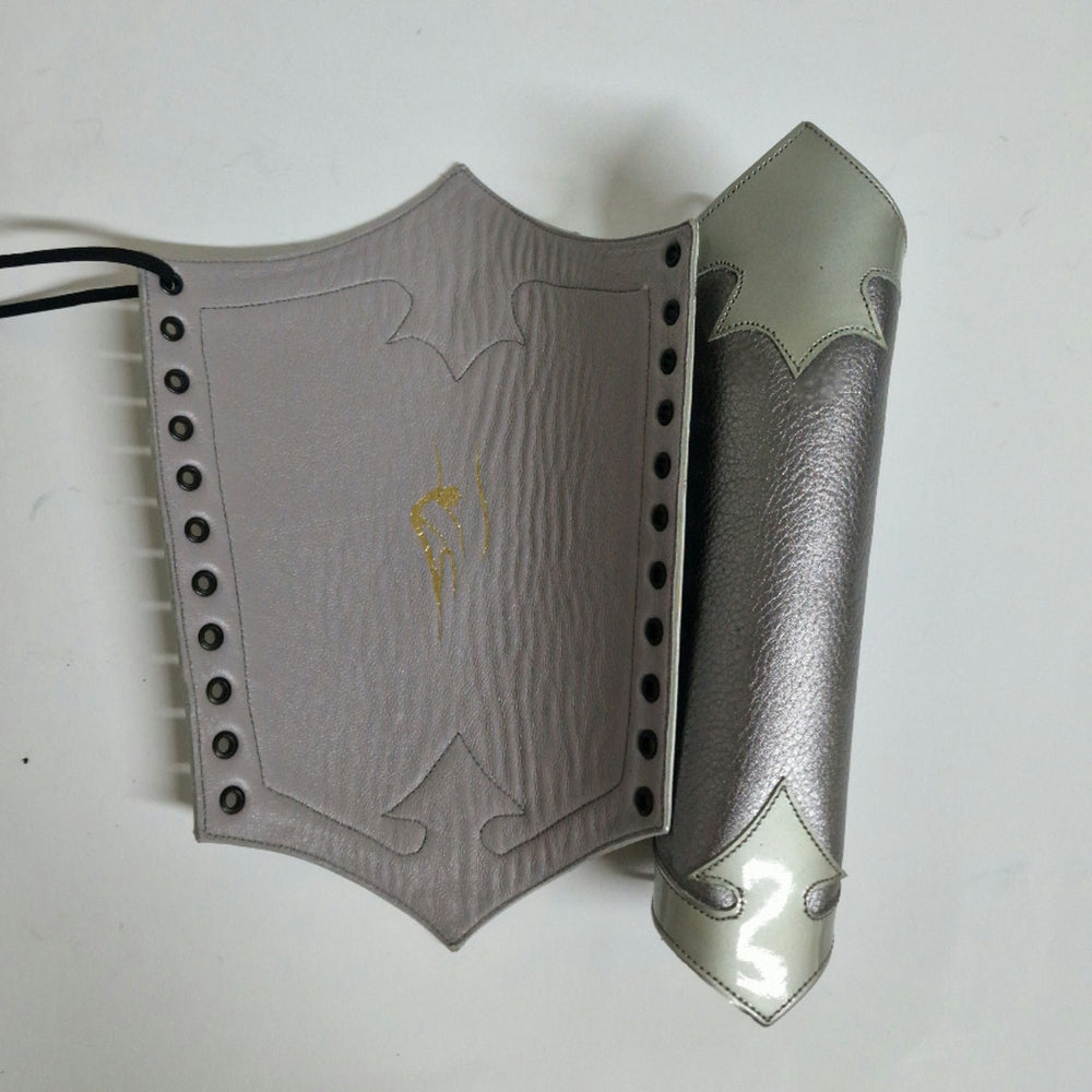 Gauntlets with lacing. Leather. Silver. Sample Sale. (Custom made)