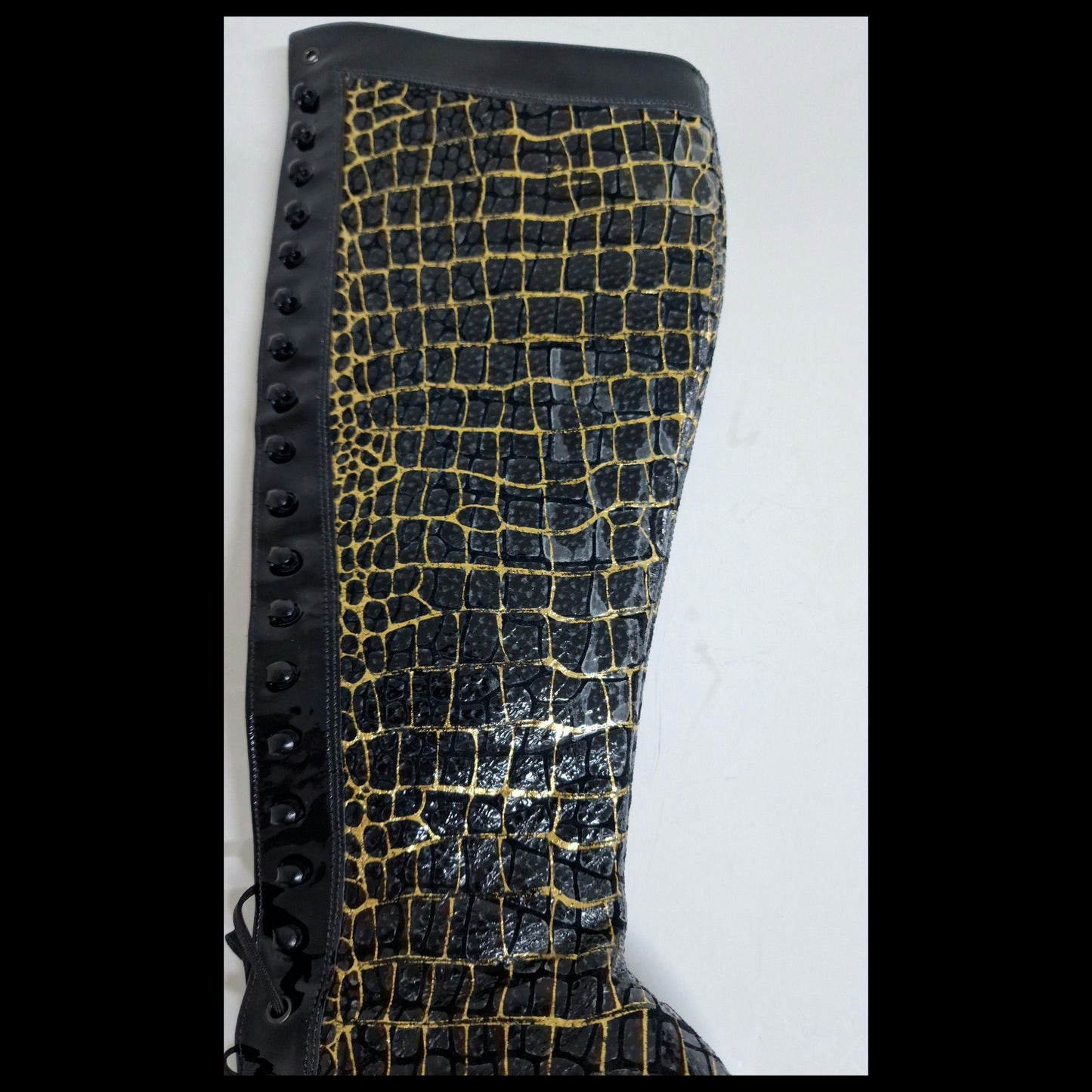 Knee-High Extreme Stiletto Boot With Platform. Sample Sale. UK 6.