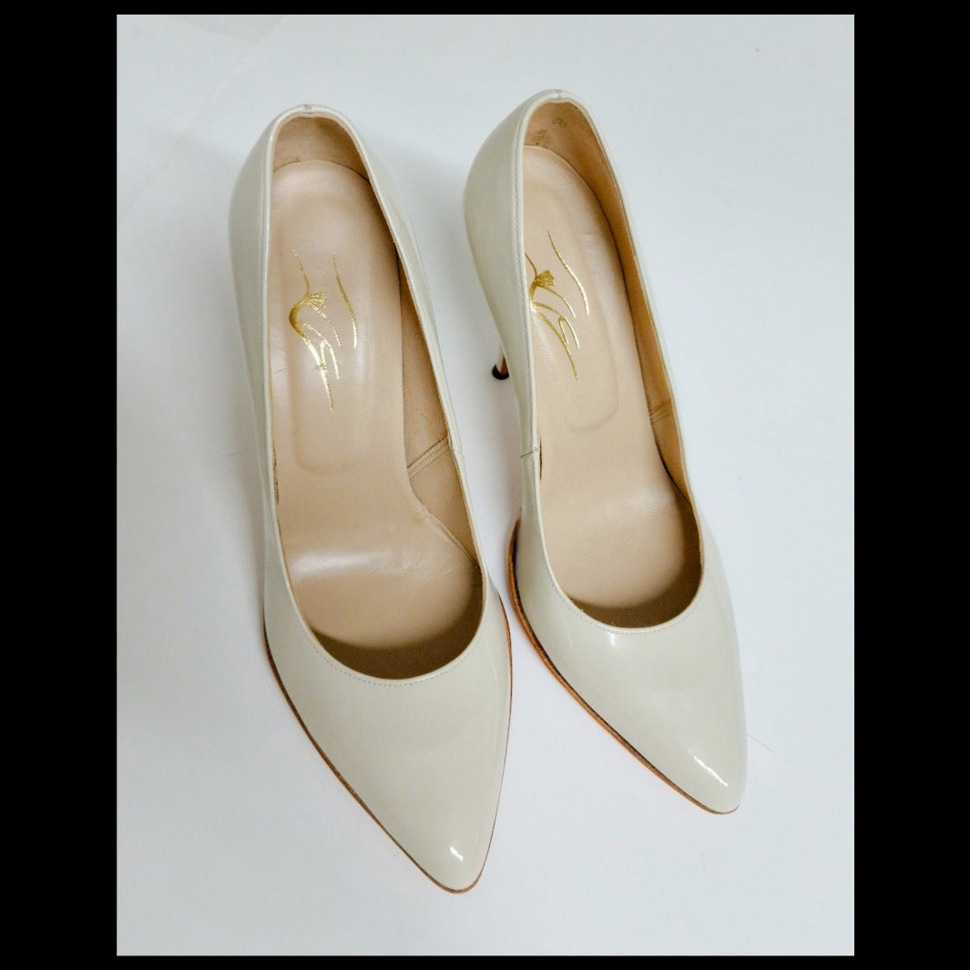 Elegant Stiletto. Sample sale. UK 10. EU 44. (Custom made)
