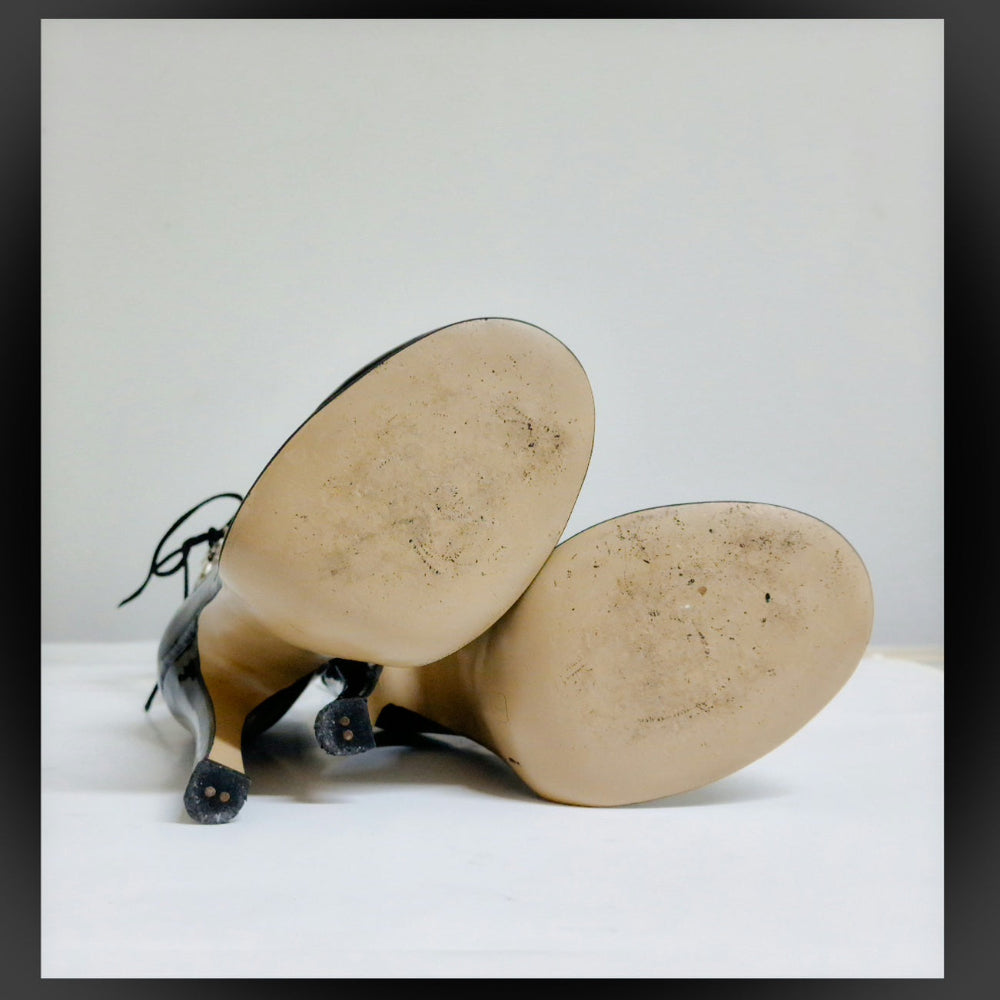 Bettie with Wide Ankle Strap. Sample sale. UK 7. EU 40.